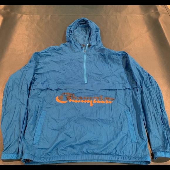 Men’s XL half zip Champion light windbreaker - Picture 2 of 2
